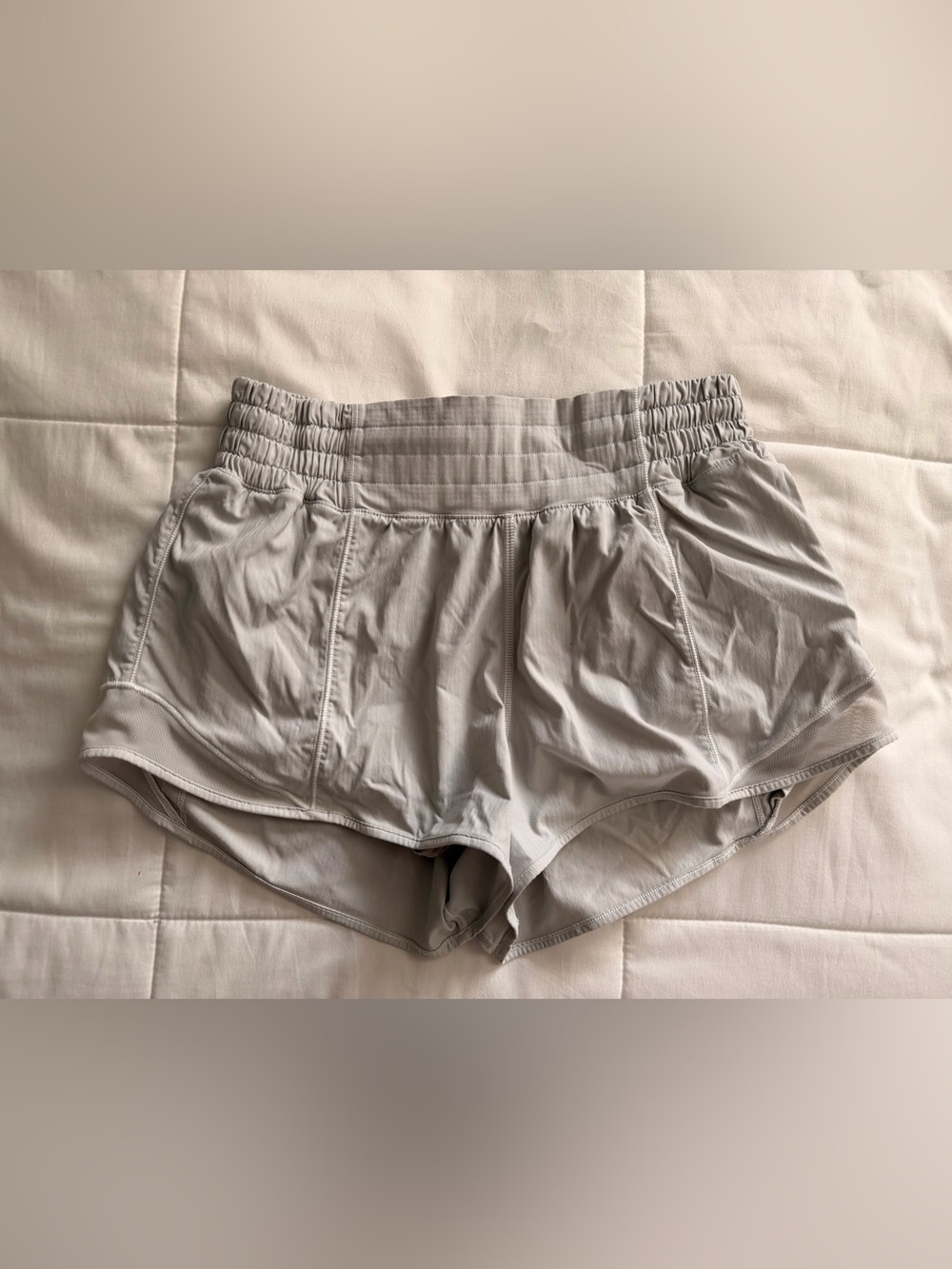 lululemon athletica Light Gray High-Waist 2.5 in inseam Running Shorts